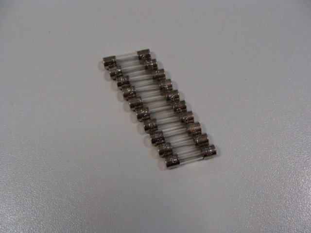 Предохранитель IEC127-2/3T0,63A 5x20 (10 шт.)